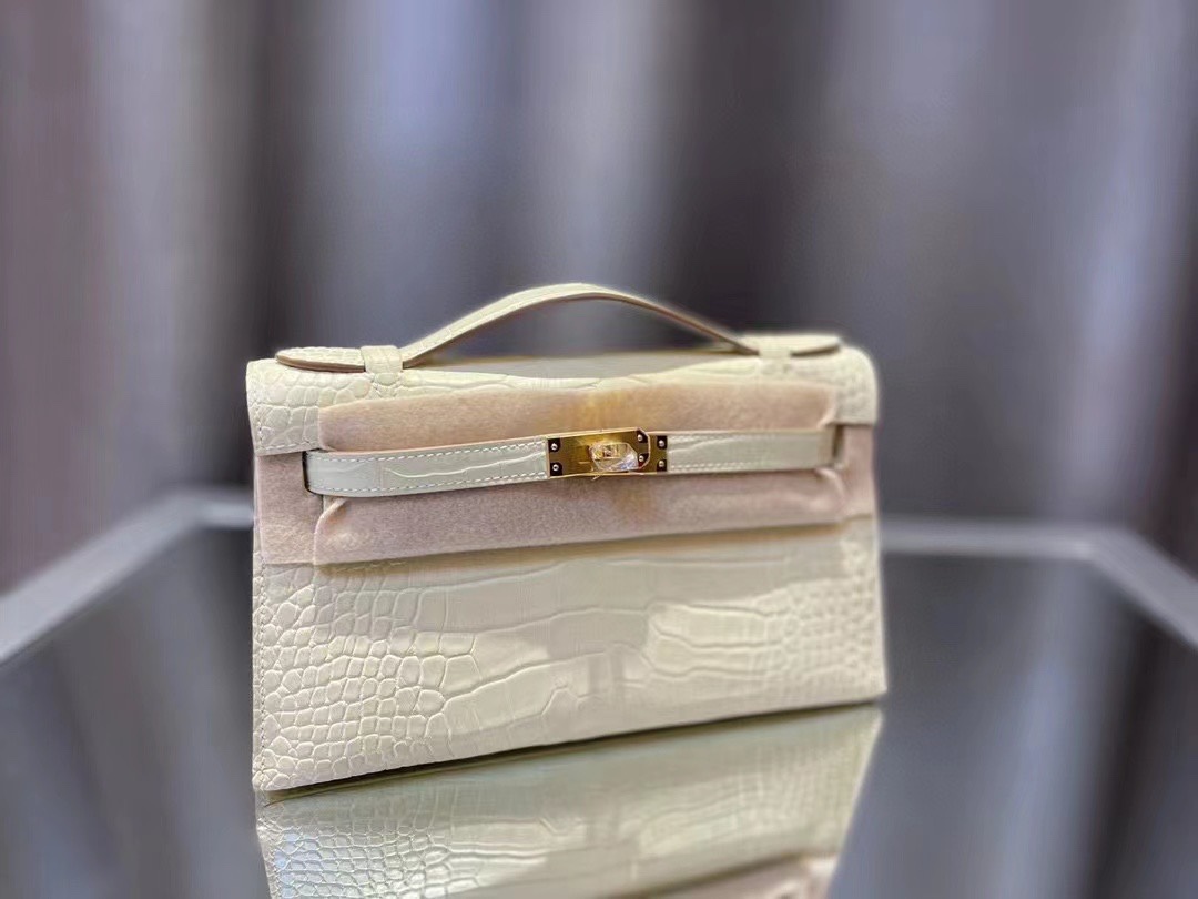 에르메스 켈리 포쉐트 화이트 금장 악어가죽